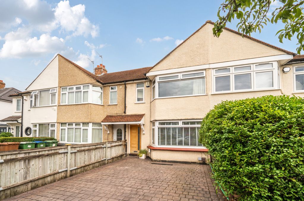 Property photo 1 of 14 Front2