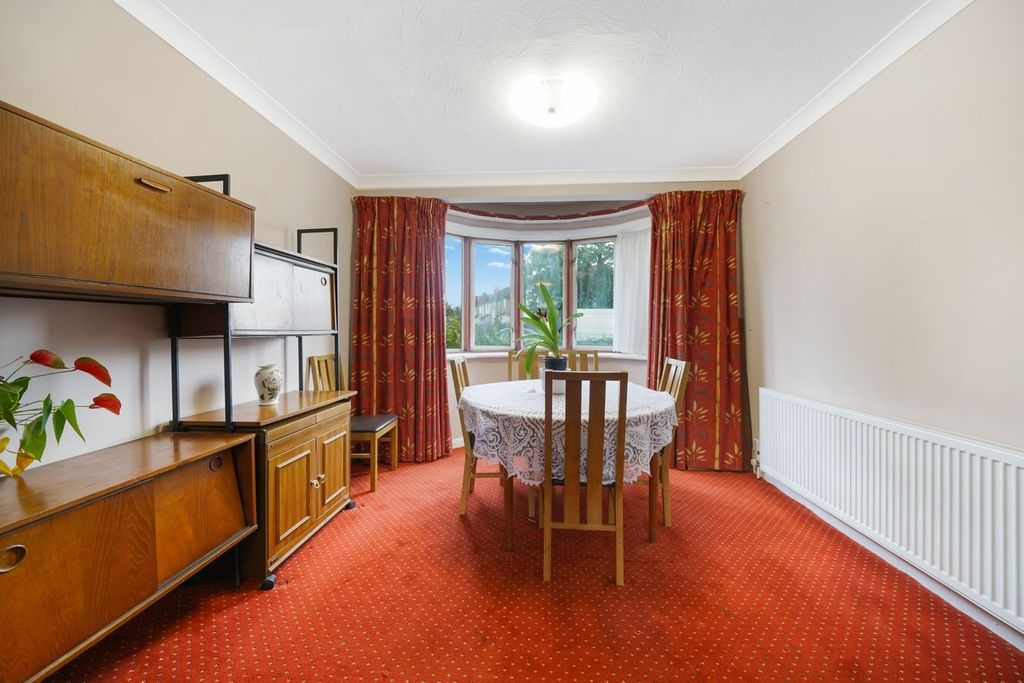 Property photo 3 of 21