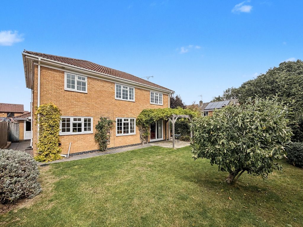 Property photo 2 of 46 5371586