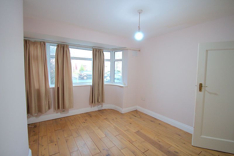 Property photo 3 of 12 Photo 2