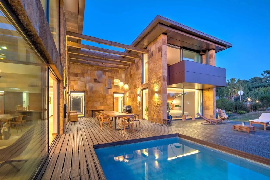 Property photo 1 of 13 Portugal | Carvalhal | 4 Bedrooms | 5 Bathrooms | 344 Sqm | €3,750,000