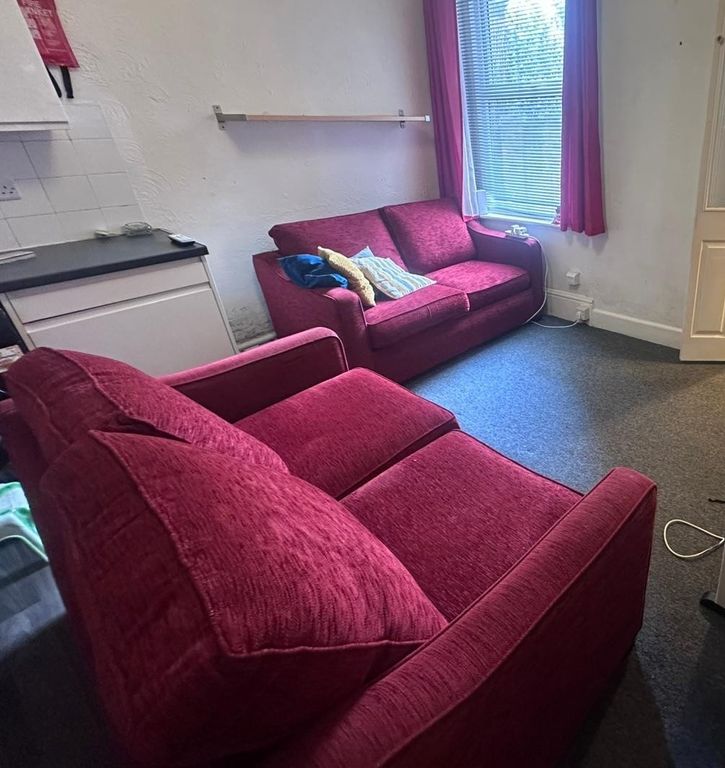 Property photo 2 of 14 Property