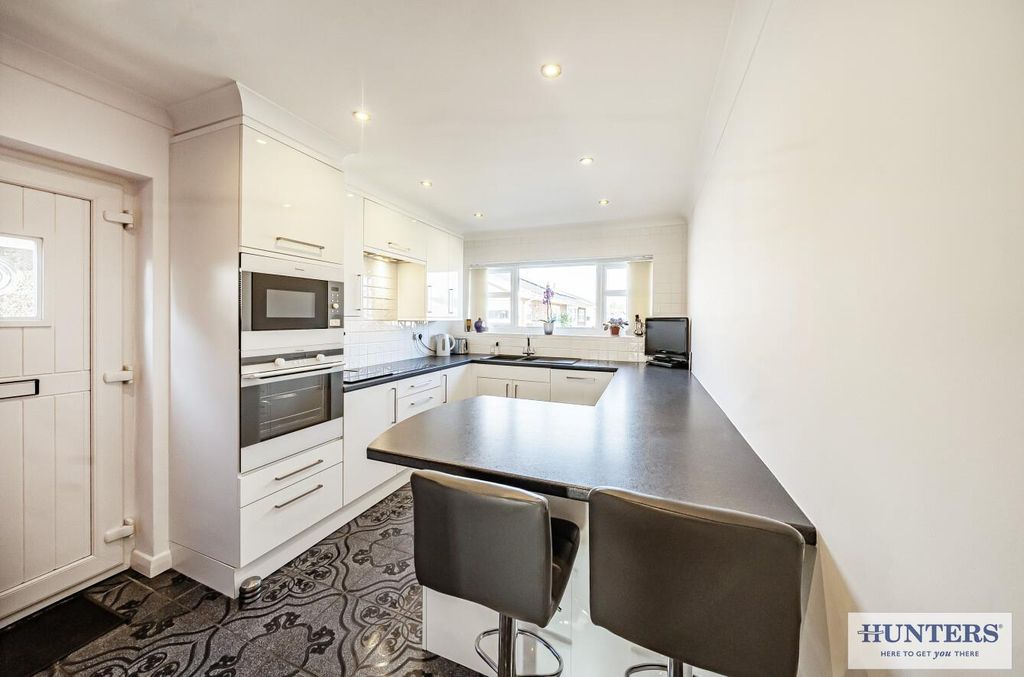 Property photo 2 of 19 5d9931E3-3B37-4A59-B892-Ed9A3Fe562d9.Jpg