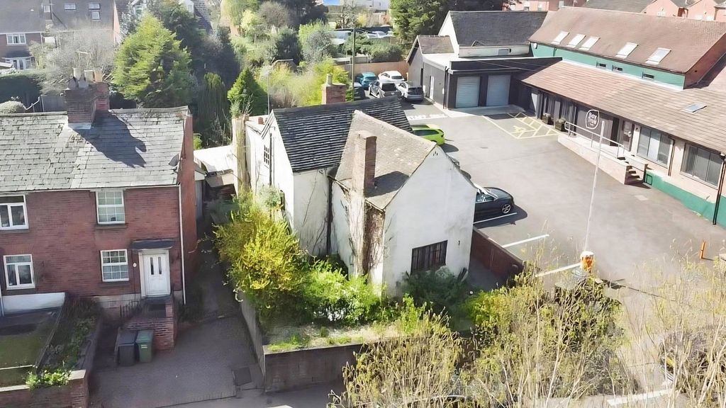 Property photo 1 of 30