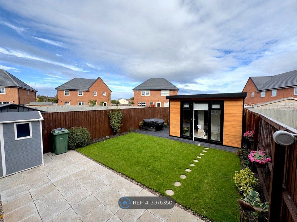 Property photo 2 of 14