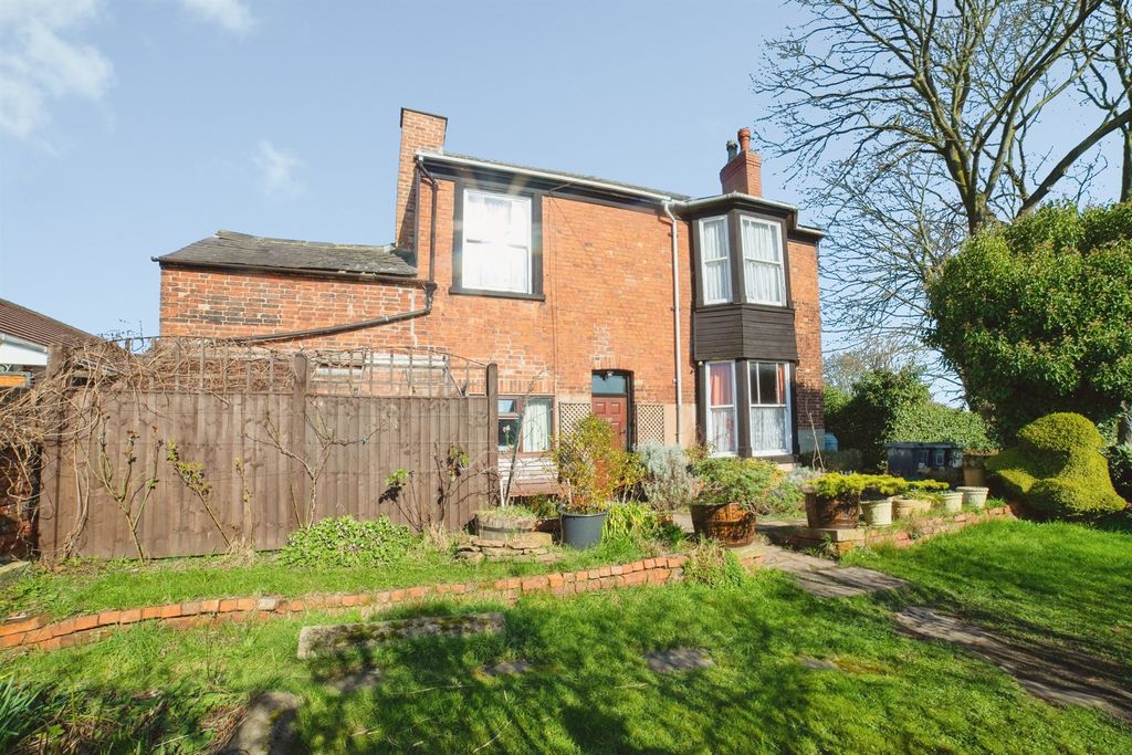 Property photo 1 of 29