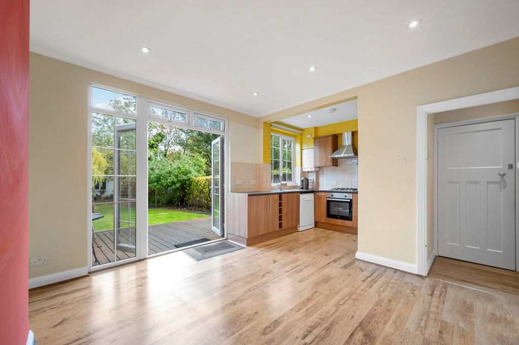 Property photo 3 of 11 Picture No. 04