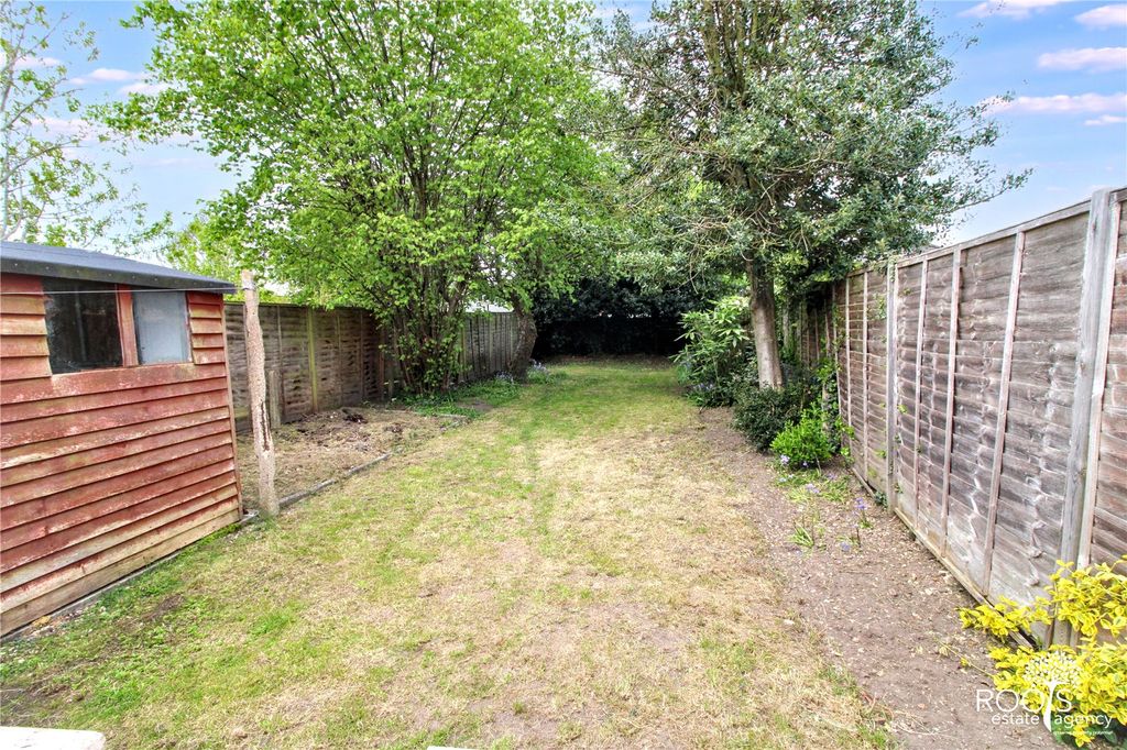 Property photo 2 of 13 Private Garden