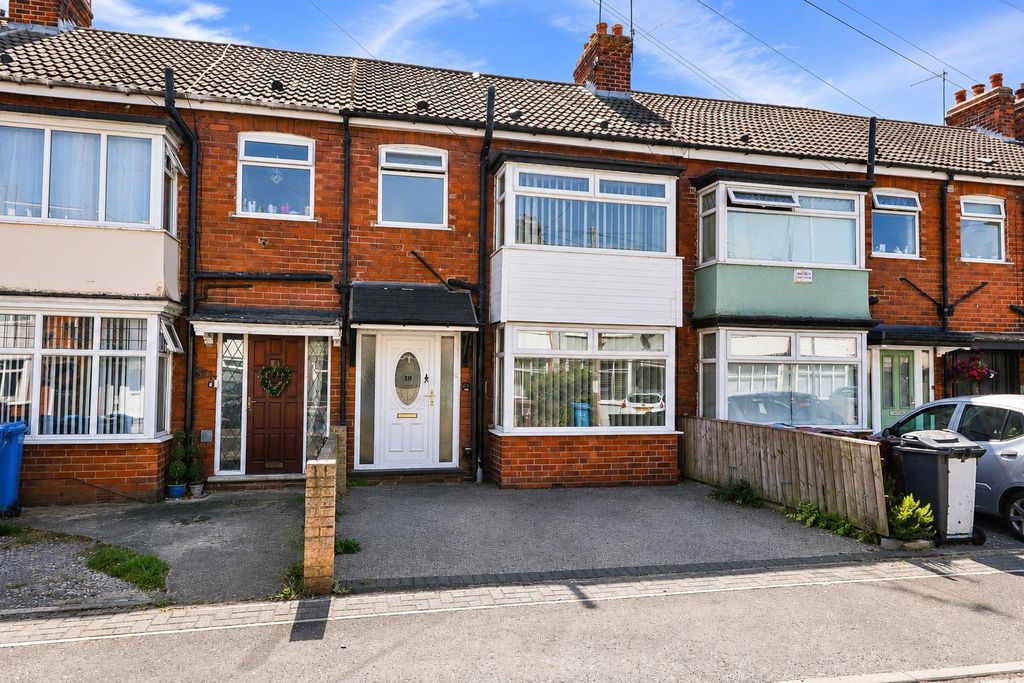 Property photo 1 of 23