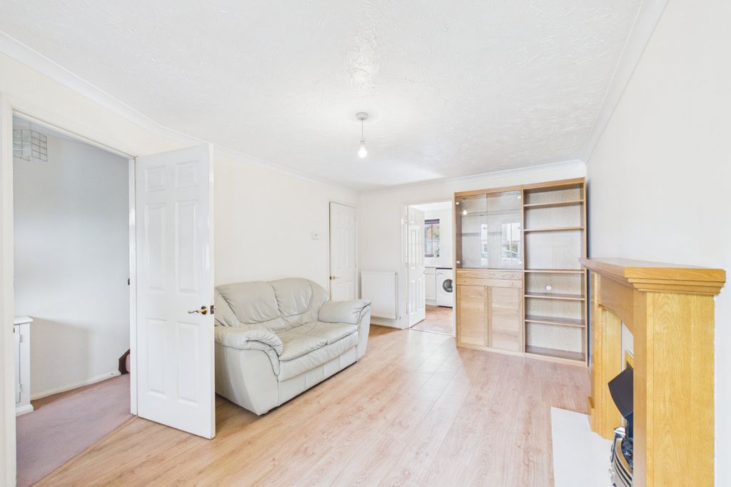 Property photo 2 of 11 Picture No. 10