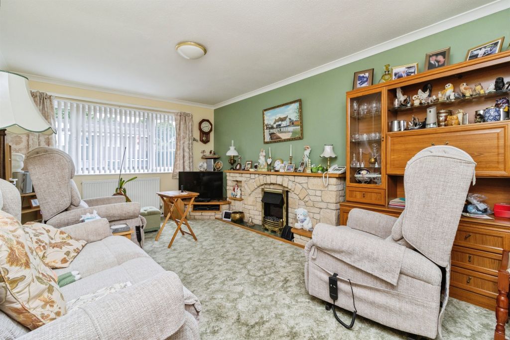 Property photo 2 of 16