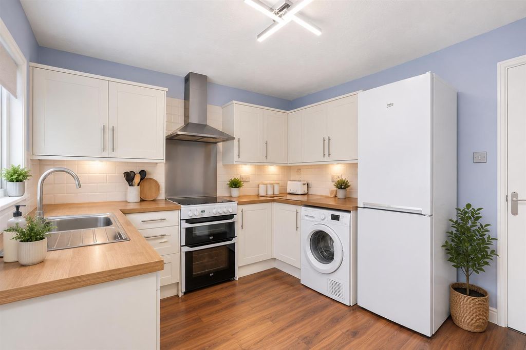 Property photo 2 of 11 Fearne Deane New Kitchen.Png