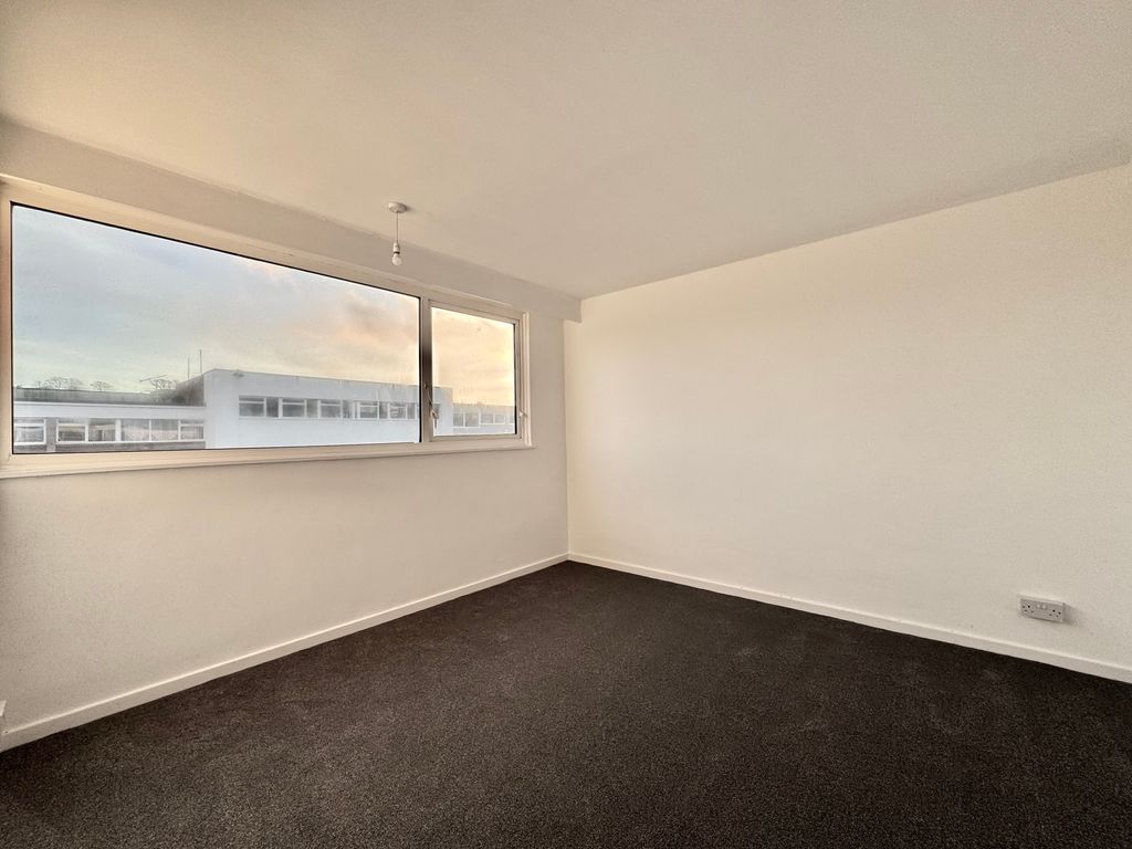 Property photo 3 of 7 Annex