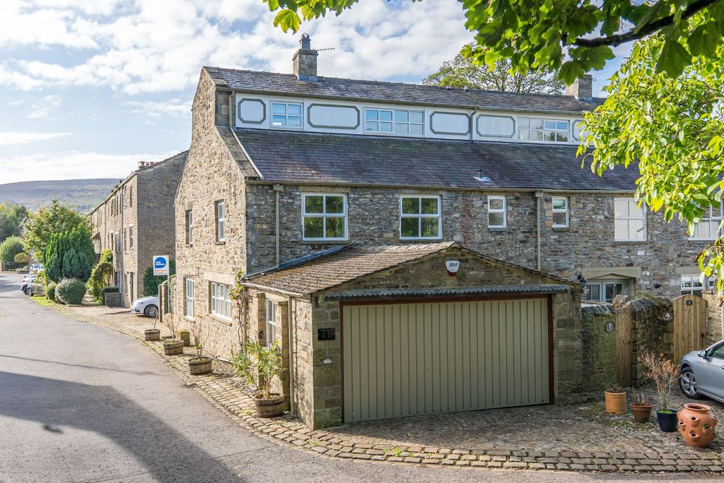 Property photo 1 of 27 Picture 1