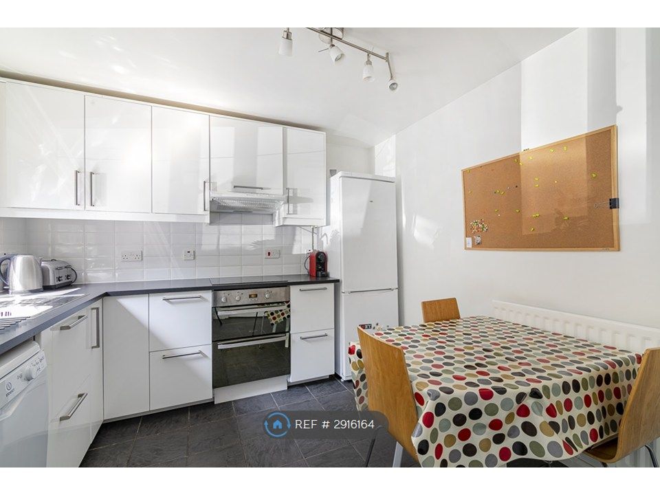 Property photo 1 of 35