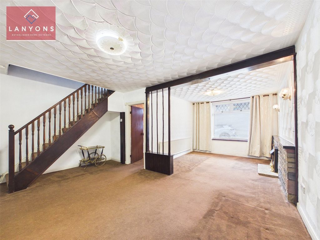 Property photo 2 of 13 Picture No. 04