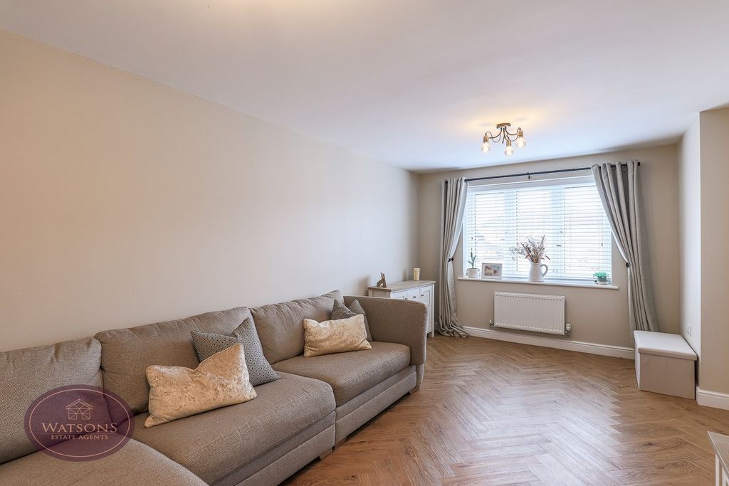 Property photo 3 of 29