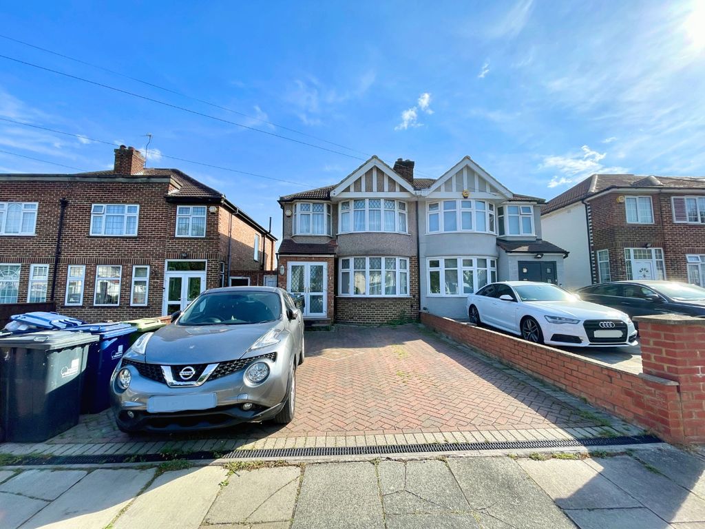 Property photo 1 of 17 4239680