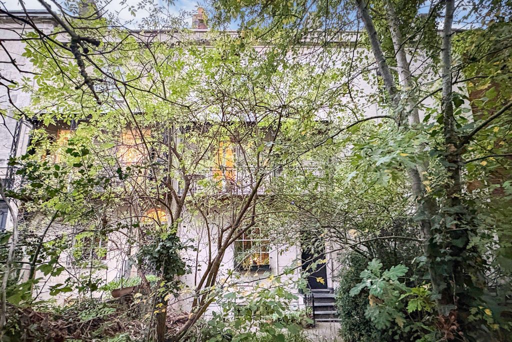 Property photo 1 of 17 Flat A, 21 Ashley Road, Montpelier, Bristol, Bs6 5Nh