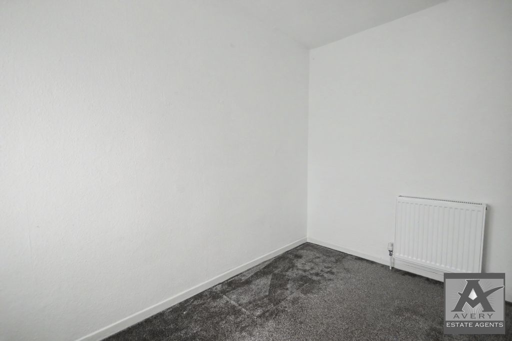 Property photo 3 of 20 Gallery