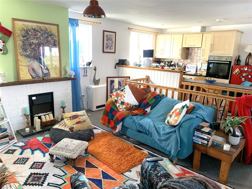 Property photo 3 of 12 Picture No. 06