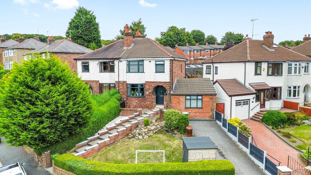 Property photo 1 of 30