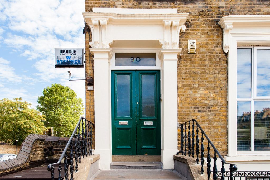 Property photo 2 of 12 Photo 2