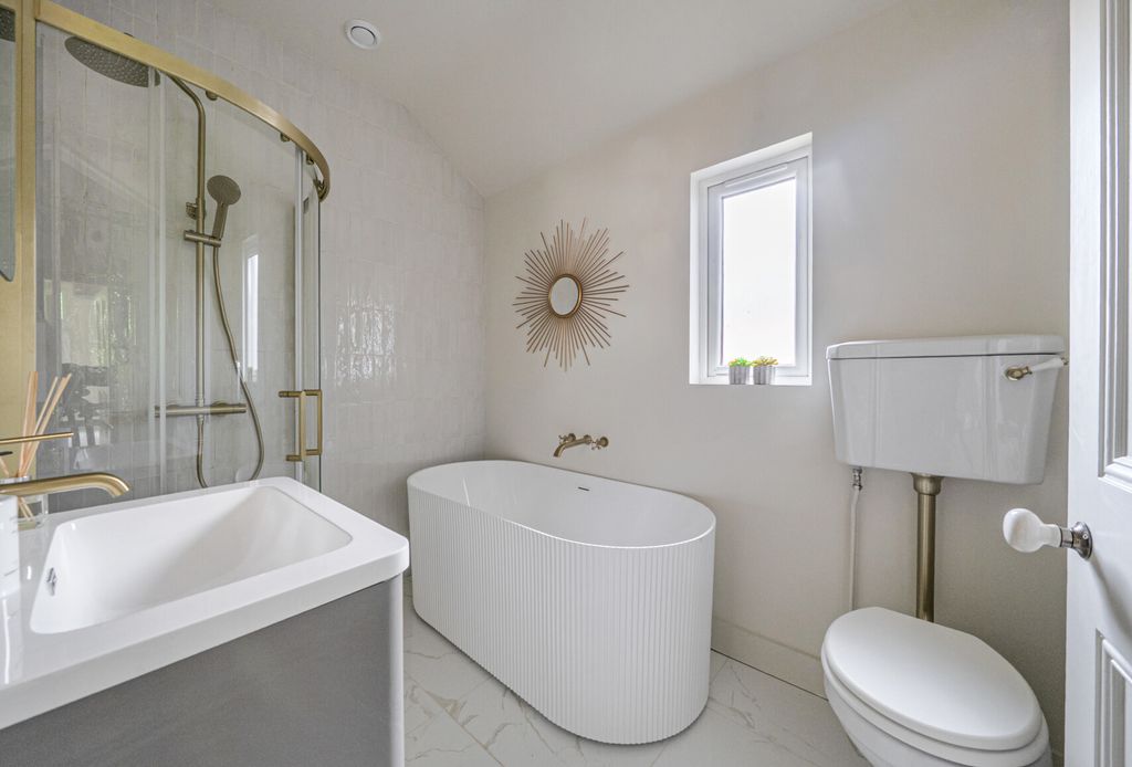 Property photo 3 of 21 1-1301319-2-68394...