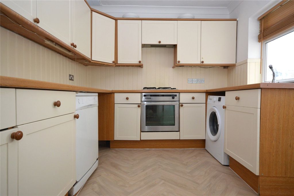 Property photo 3 of 11 3 - Picture No. 03