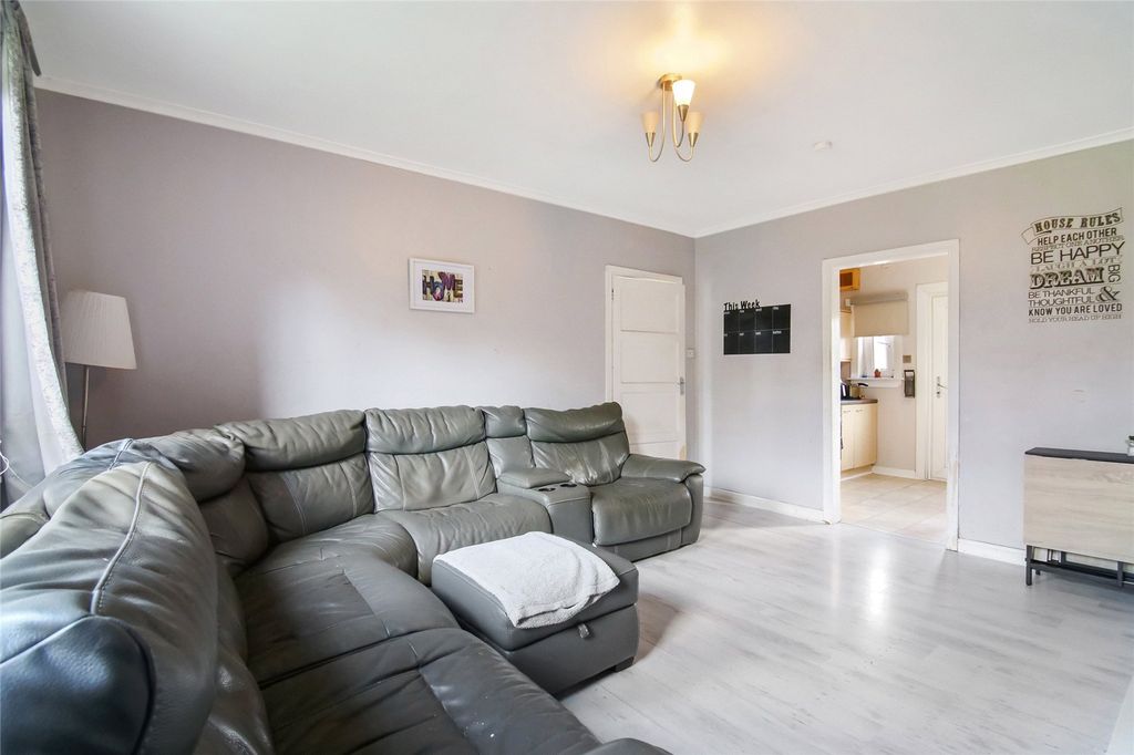 Property photo 3 of 20 Picture No. 06