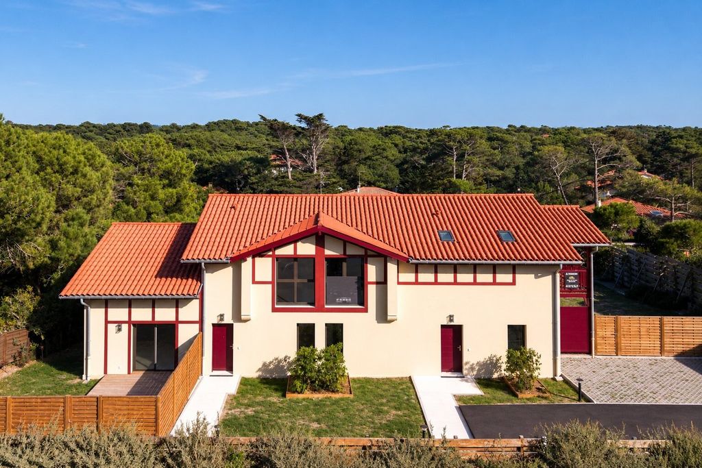 Property photo 1 of 20 Villa Estoril