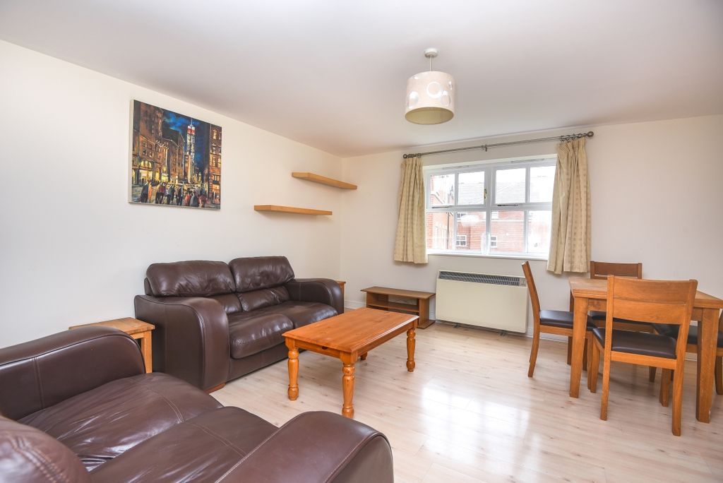 Property photo 1 of 6 394788 (1)