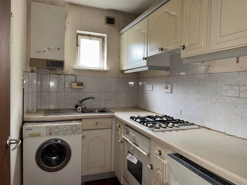 Property photo 3 of 4