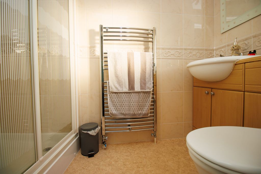 Additional image 11 of 2 bed flat for saleThe Crescent, Filey YO14