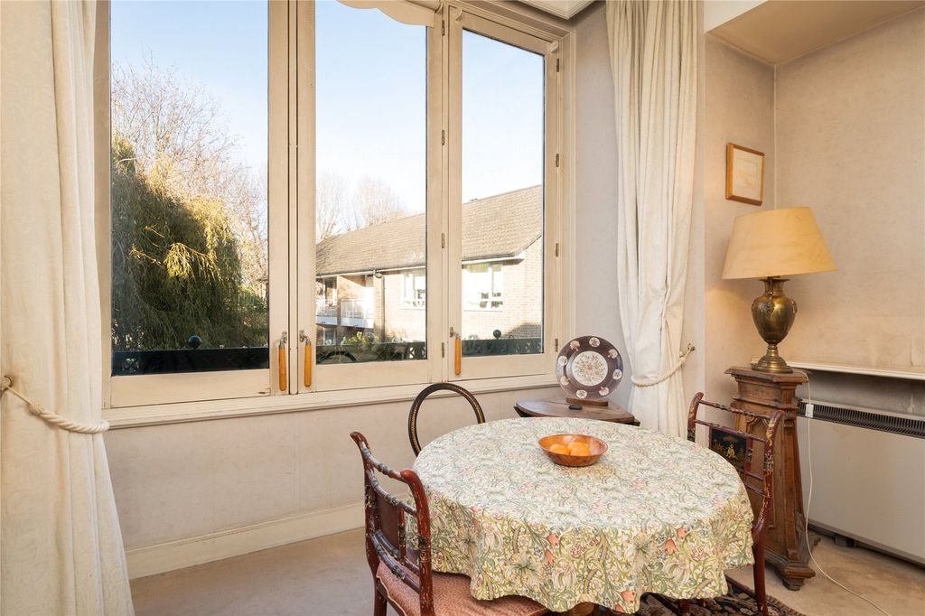 Property photo 3 of 13 Dining Area