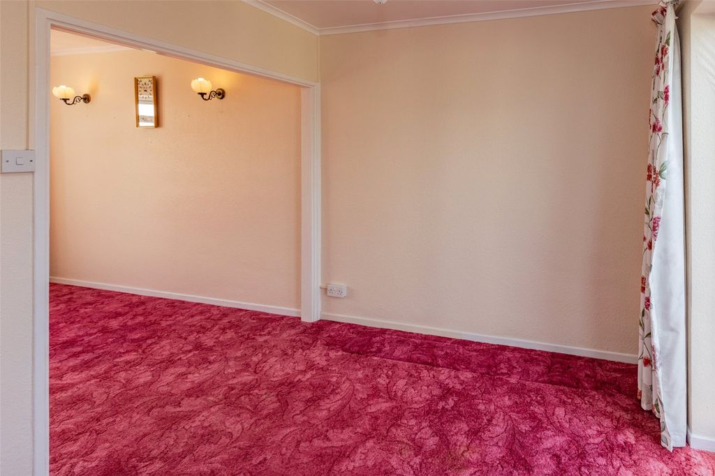 Property photo 3 of 13 Picture No. 05