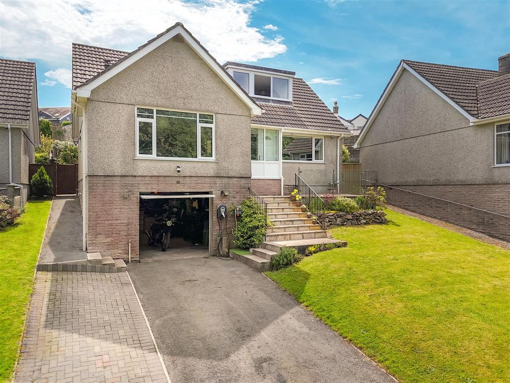 Property photo 1 of 21 Parry 18 Barton Close Landrake-34.Jpg