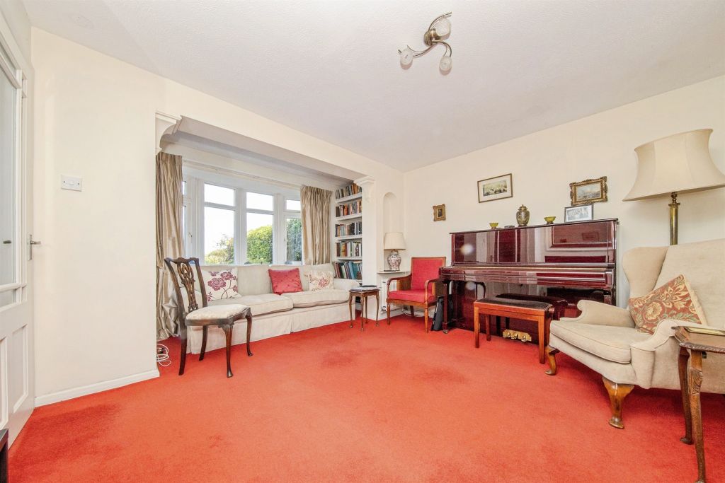Property photo 2 of 18