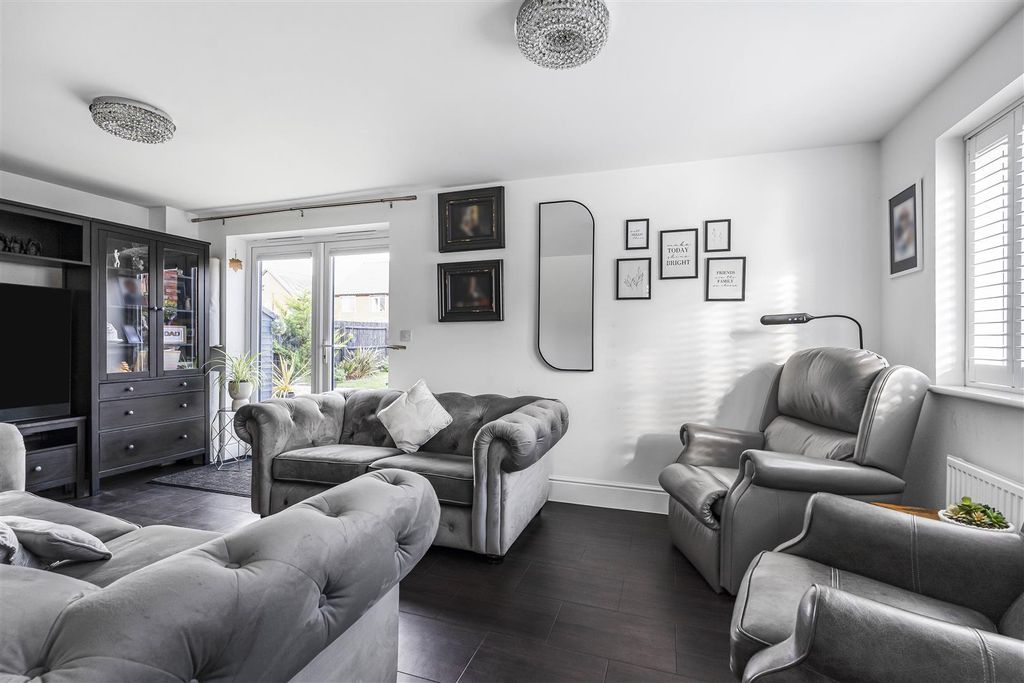 Property photo 2 of 24 3_63690.Jpg