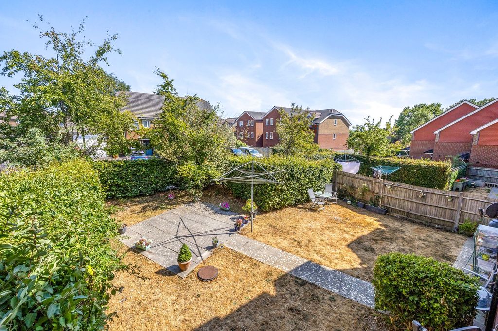 Property photo 2 of 14