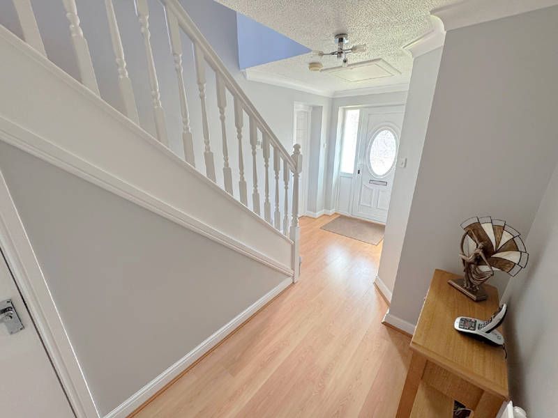 Property photo 3 of 29 Entrance Hallway