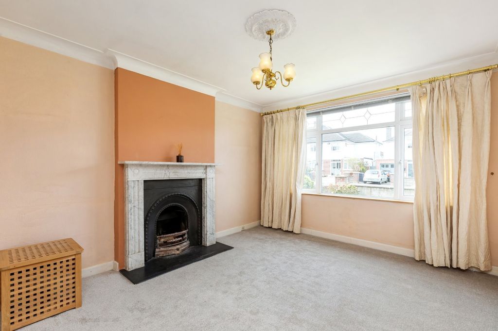 Property photo 3 of 13 Picture No. 02