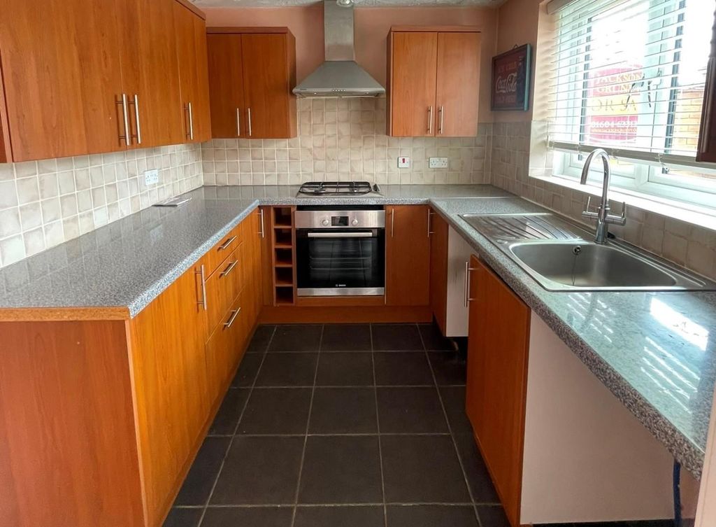 Property photo 2 of 12 14.Jpg