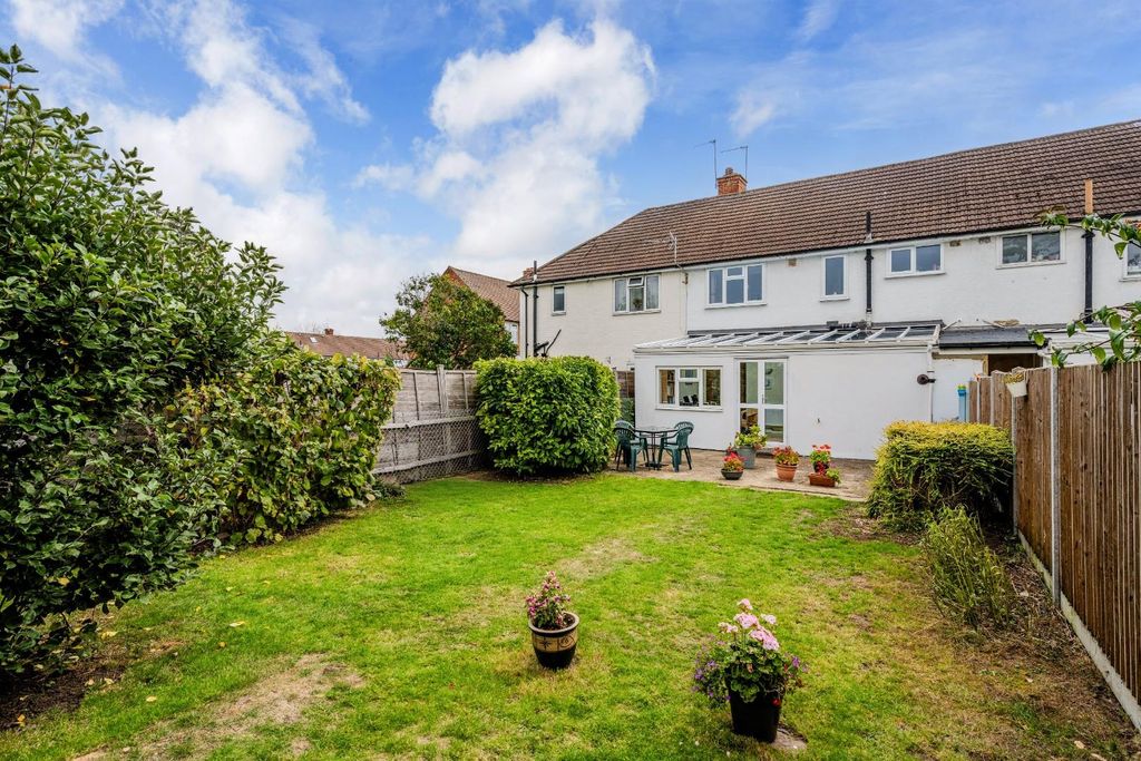 Property photo 2 of 21 Scott Close- Externals  (6).Jpg