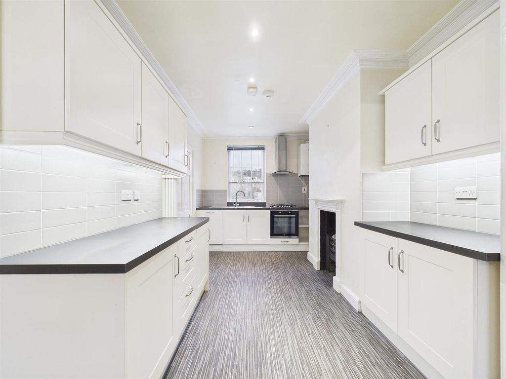 Property photo 2 of 16 17 - Dowry Place, Hotwells.Jpg