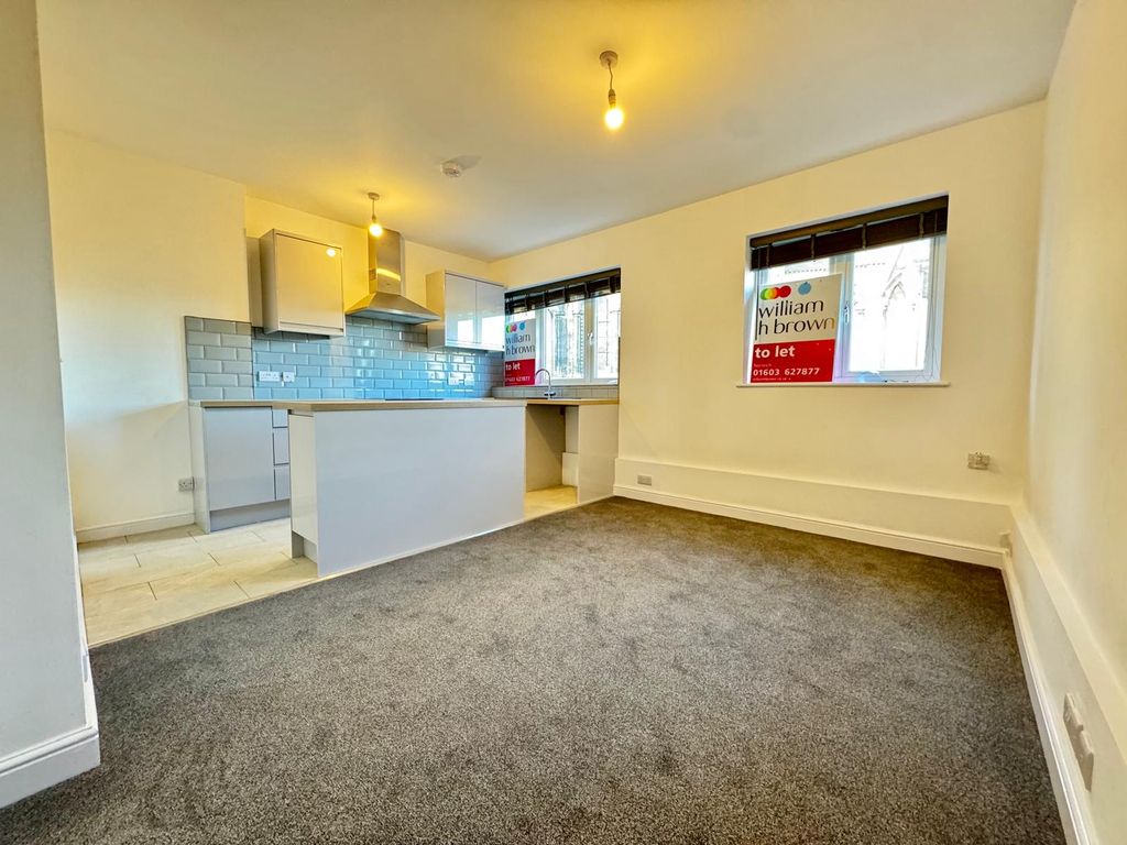 Property photo 3 of 15 Image