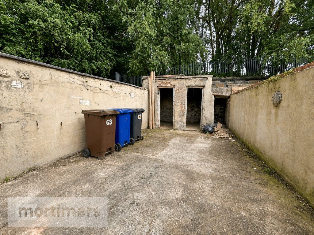 Property photo 3 of 13 Rear Yard