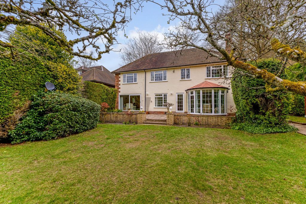 Additional image 18 of 5 bed detached house for saleStockton Avenue, Fleet GU51