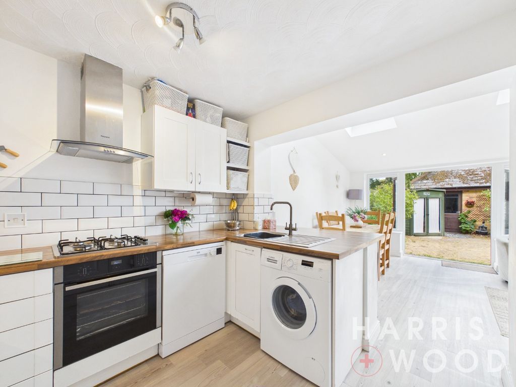 Property photo 2 of 22 5333893