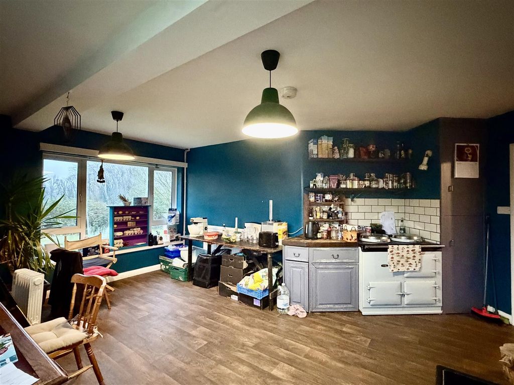 Property photo 3 of 16 Img_4081.Jpeg